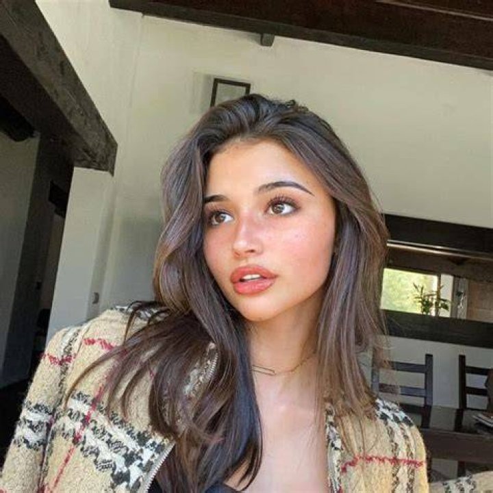 
Cassandra Cano Height, Weight, Net Worth, Age, Birthday, Wikipedia, Who, Nationality, Biography 