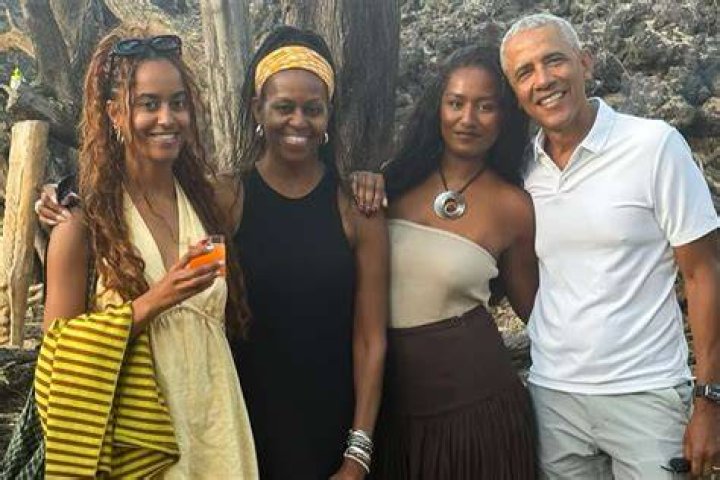 
Is Tom Barrack Married to Wife? Or Dating a Girlfriend? Kids. 