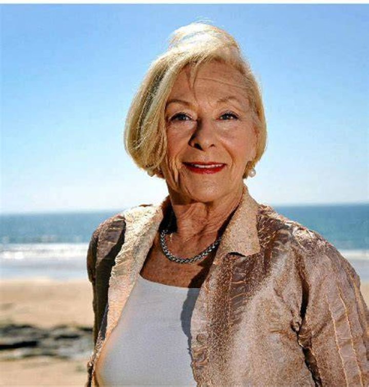 Noelene Edwards Height, Weight, Net Worth, Age, Birthday, Wikipedia, Who, Instagram, Biography