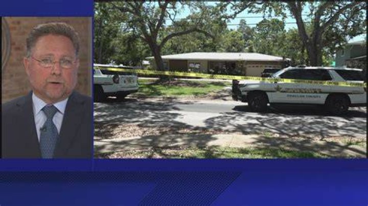 
What is Richard Dale Crum charged with? Suspect arrested as Mississippi shooting leaves 6 dead 
